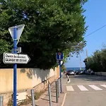 Daire 3 Pers Climatise Renove, Au Calme, Idealement Situe Proche St Raphael-st Tropez, Et Commerces A Pieds *