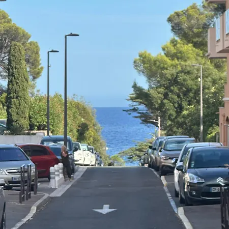 Διαμέρισμα 3 Pers Climatise Renove, Au Calme, Idealement Situe Proche St Raphael-st Tropez, Et Commerces A Pieds Fréjus