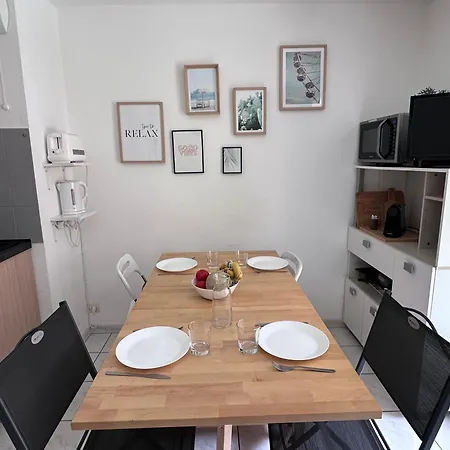 3 Pers Climatise Renove, Au Calme, Idealement Situe Proche St Raphael-st Tropez, Et Commerces A Pieds 公寓 *